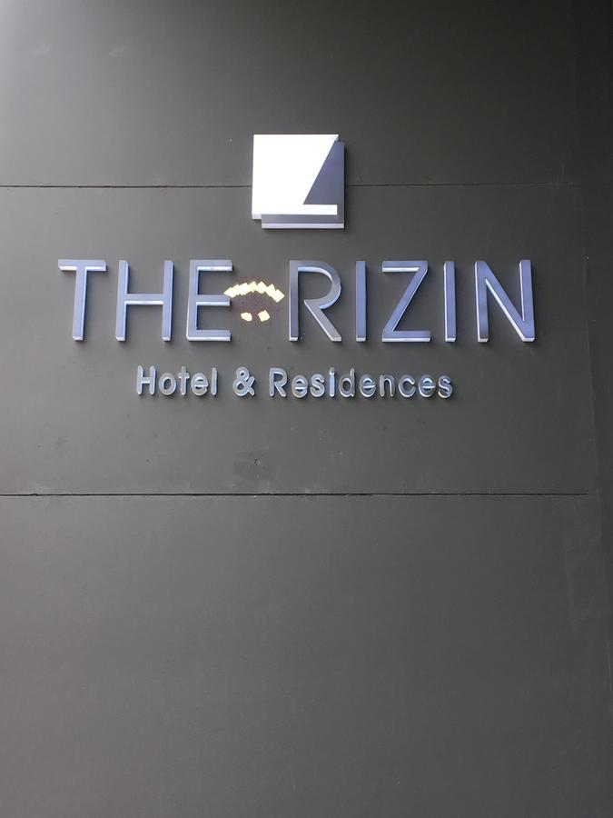 The Rizin Hotell Pattaya Exteriör bild