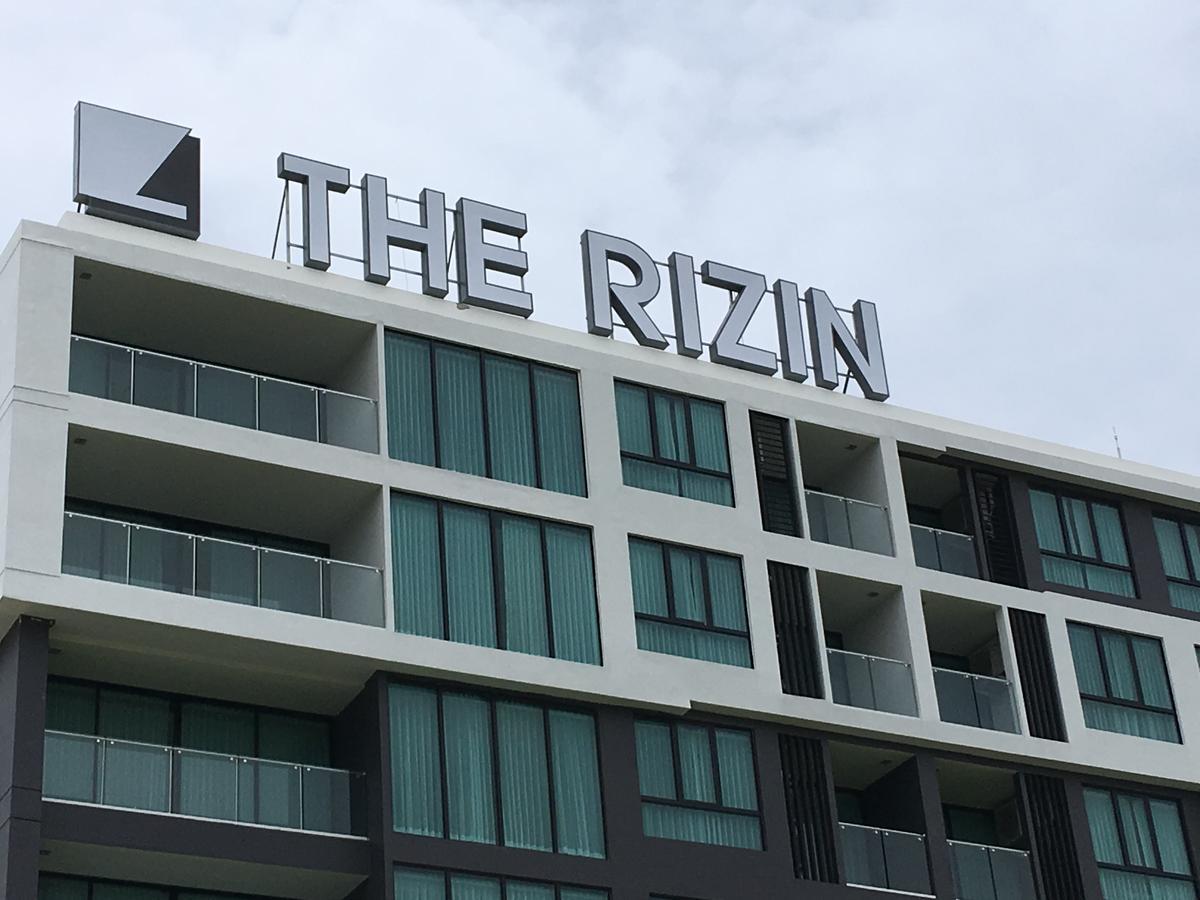 The Rizin Hotell Pattaya Exteriör bild