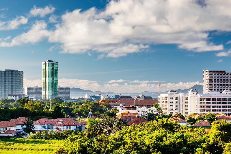 The Rizin Hotell Pattaya Exteriör bild