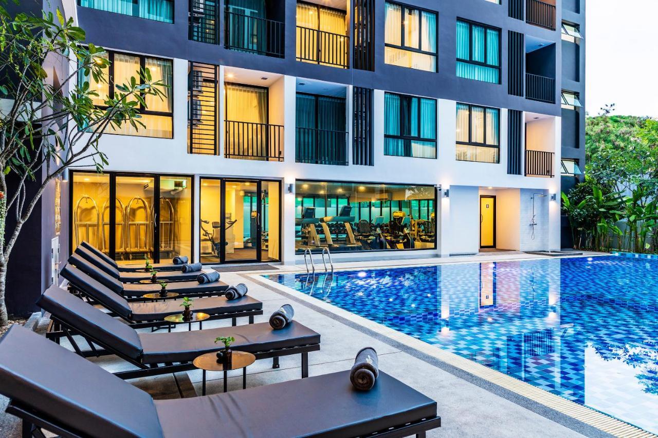 The Rizin Hotell Pattaya Exteriör bild